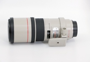 Miniature 1 : Canon EF 300mm F4 L IS USM